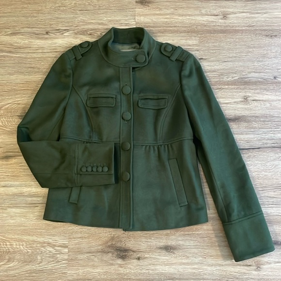 Ann Taylor Olive Green Wool Blazer with Fabric Covered Buttons & Epaulettes - Picture 4 of 11